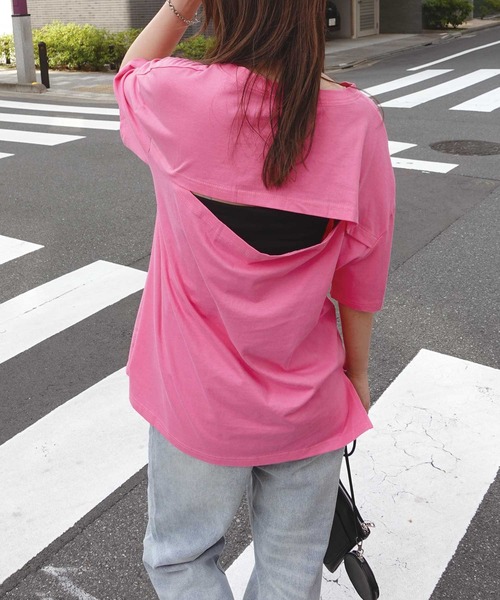 CORNERS(コーナーズ)の「バックオープンTシャツ(Tシャツ/カットソー・レディース・オフホワイト/ブラック/ピンク/グリーン・FREE)」の4枚目の写真