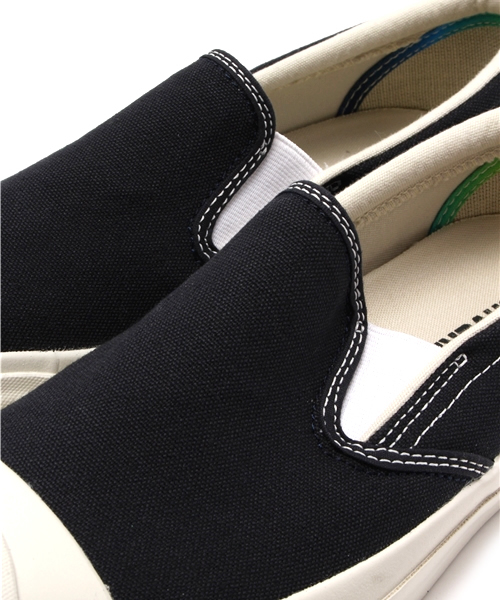 CONVERSE（コンバース）の「JACK PURCELL WASHOUT SLIP-ON / ジャックパーセル ウォッシュアウト スリップオン（スニーカー・メンズ・ホワイト/チャコールグレー・6.5/4/7.5/10.5/7/5.5/6/3.5/4.5/5/8/9/9.5/8.5）」の7枚目の写真