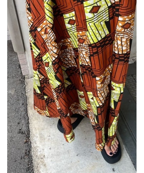 SLY(スライ)の「AFRICAN BATIK HALTER OP アフリカンバティック ホルター ワンピース キャミワンピース 2WAY(ワンピース・レディース・ブラック/マルチ・FREE)」の19枚目の写真