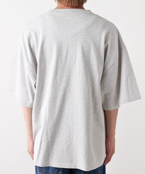 WEGO(ウィゴー)の「∴WEGO/別注 UCLA LOOSE TEE(Tシャツ/カットソー・メンズ・ホワイト/グレー系その他・MEDIUM/LARGE)」の9枚目の写真