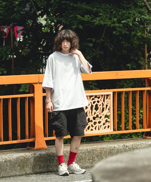 BROKEN BASE(ブロークンベース)の「オーバーサイズリンガーTシャツ(Tシャツ/カットソー・メンズ・ホワイト/グレー/グリーン・MEDIUM/LARGE)」の4枚目の写真