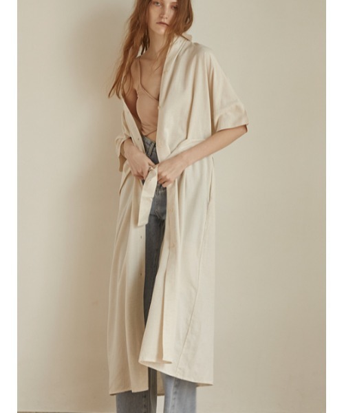 AMAIL(アマイル)の「Linen half long shirt(シャツ/ブラウス・レディース・ホワイト/ブラック・FREE)」の4枚目の写真