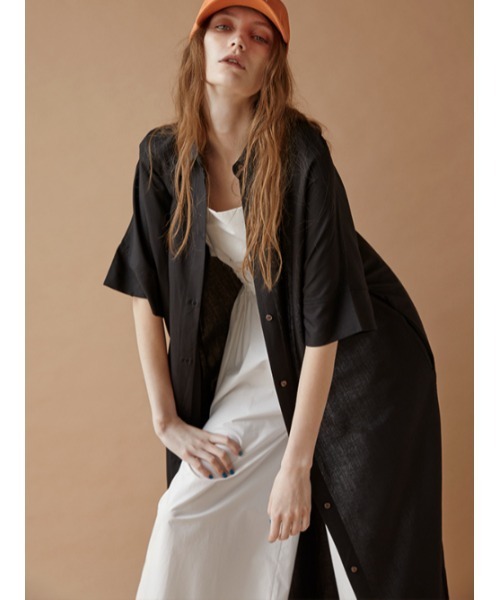 AMAIL(アマイル)の「Linen half long shirt(シャツ/ブラウス・レディース・ホワイト/ブラック・FREE)」の8枚目の写真