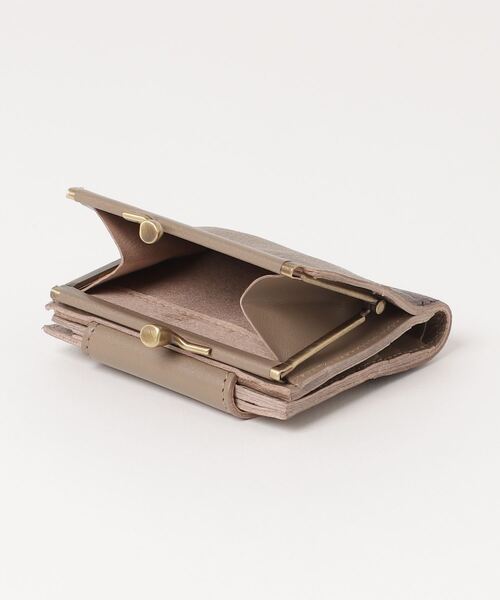 IL BISONTE(イルビゾンテ)の「IL BISONTE / WALLET / JAPAN EXCLUSIVE(財布・レディース・ブラック/ダークブラウン/グレー/ナチュラル・FREE)」の8枚目の写真