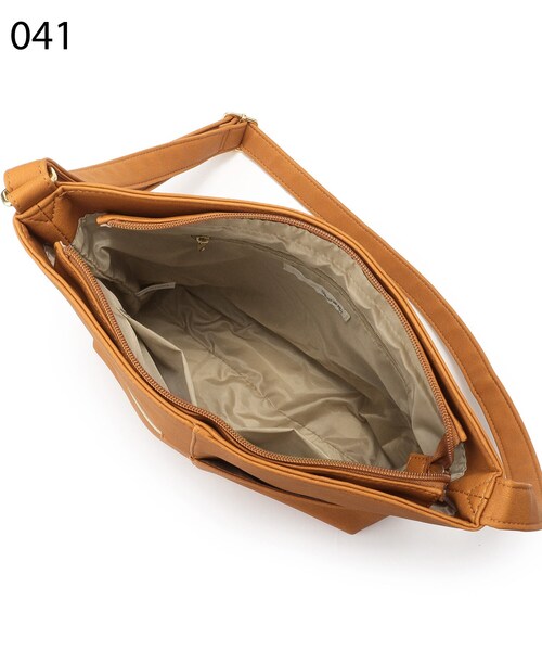 SHOO・LA・RUE（シューラルー）の「◆【ポーチ付】切り替えショルダーバッグ（ショルダーバッグ・レディース・ブルー/キャメル/ブラック/ライトグリーン/レッド系1/アイボリー・00）」の15枚目の写真