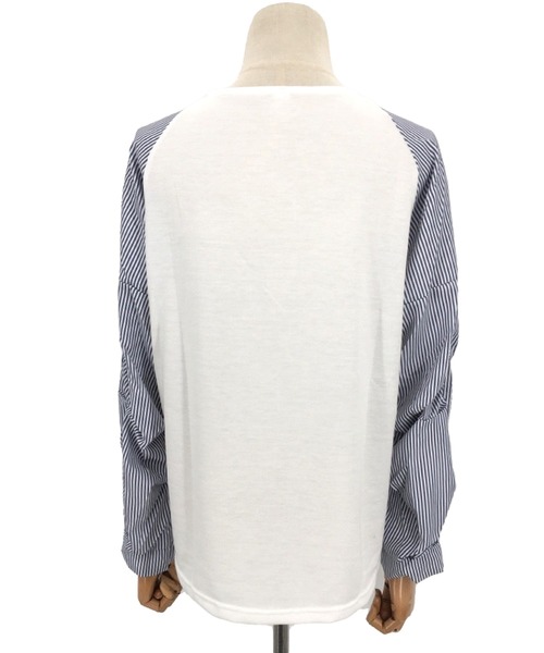 Amulet(アミュレット)の「Vネックドッキングブラウス(シャツ/ブラウス・レディース・ホワイト/ブラック・M/L/XL)」の13枚目の写真