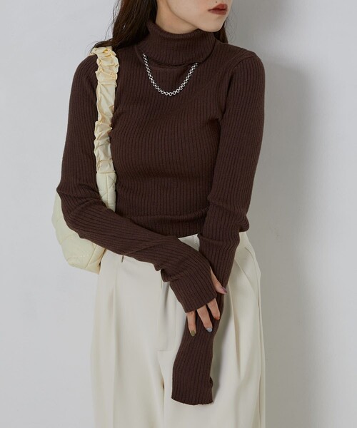 PUBLUX（パブリュクス）の「PUBLUX/パブリュクス リブタートルカラーニット フィンガーホール(指穴)デザイン（ニット/セーター・レディース・ブラック/ナチュラル/ブルーグリーン/グリーン/ブラウン/ピンク/ブルー・ﾌﾘ-）」の18枚目の写真