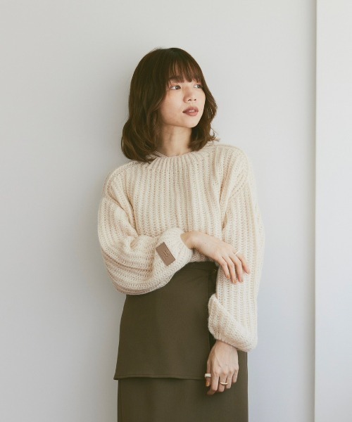 moi tytto（モイテュット）の「スリーブレザーパッチざっくりニット（ニット/セーター・レディース・ナチュラル/グリーン/ブラウン・FREE）」の20枚目の写真