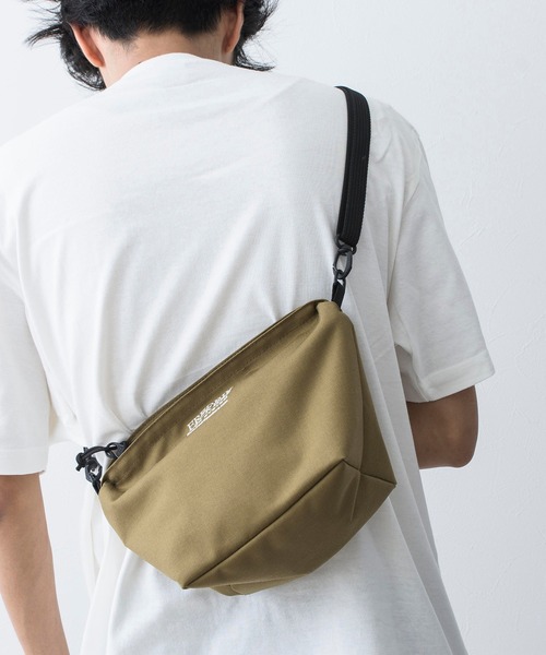 FREDRIK PACKERS(フレドリックパッカーズ)の「【FREDRIK PACKERS】FAM SHOULDER M ミニショルダーサコッシュ(ショルダーバッグ・レディース・ブラック/オリーブ/レオパード/ベージュ・FREE)」の9枚目の写真