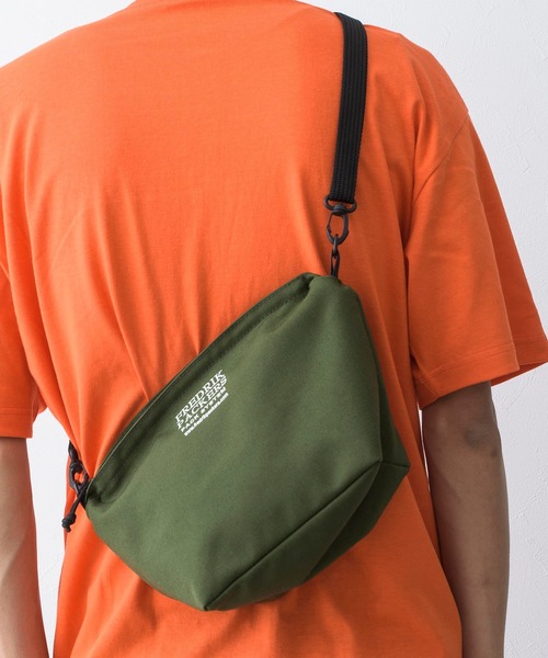 FREDRIK PACKERS(フレドリックパッカーズ)の「【FREDRIK PACKERS】FAM SHOULDER M ミニショルダーサコッシュ(ショルダーバッグ・レディース・ブラック/オリーブ/レオパード/ベージュ・FREE)」の11枚目の写真