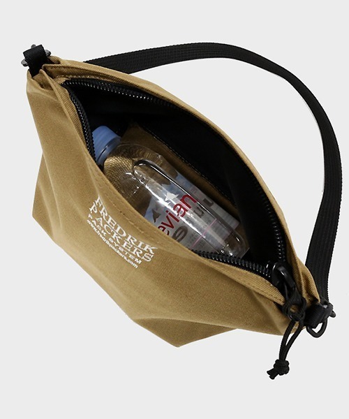 FREDRIK PACKERS(フレドリックパッカーズ)の「【FREDRIK PACKERS】FAM SHOULDER M ミニショルダーサコッシュ(ショルダーバッグ・レディース・ブラック/オリーブ/レオパード/ベージュ・FREE)」の21枚目の写真