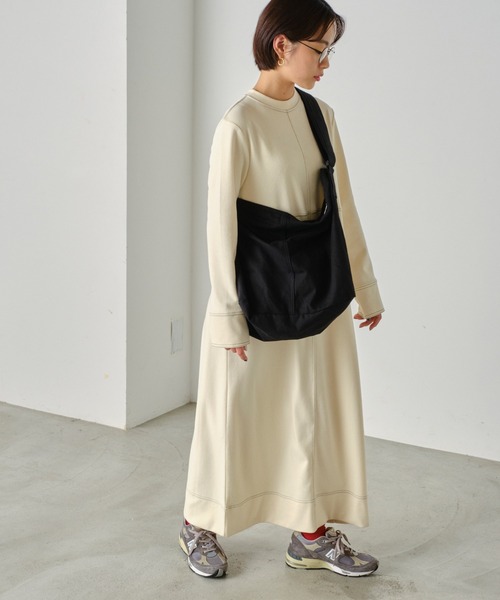 forksy.(フォルクシー)の「【forksy.】起毛カットリブステッチ配色ロングワンピース(ワンピース・レディース・アイボリー/ブラック/ネイビー・FREE)」の9枚目の写真