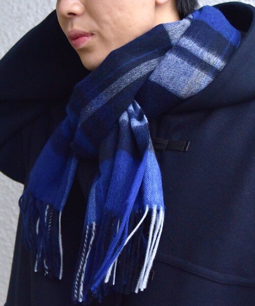 SHIPS any(シップス エニィ)の「SHIPS any: チェック ウール ストール 22FW◇(ストール/ショール・メンズ・ブラック/ネイビー/オフホワイト・ONE SIZE)」の3枚目の写真