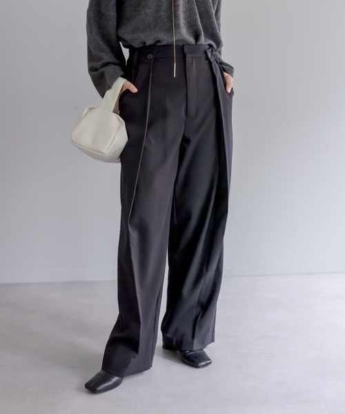 PUAL CE CIN（ピュアルセシン）の「【Du noir】デザインタックパンツ（その他パンツ・レディース・カーキ/ブラック・FREE）」の2枚目の写真