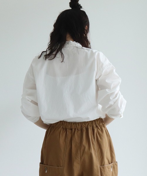 PAR ICI(パーリッシィ)の「VINTAGE16 無地/ギンガム/ストライプ ダブルスタンドシャツ(シャツ/ブラウス・レディース・その他/ブルー/ホワイト/ネイビー/サックスブルー/グレー・S/M)」の13枚目の写真