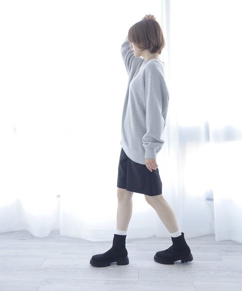 SESTO（セスト）の「厚底タンクソールのソックススニーカーブーツ（ブーツ・レディース・ブラック・S/M/L/LL/3L）」の3枚目の写真