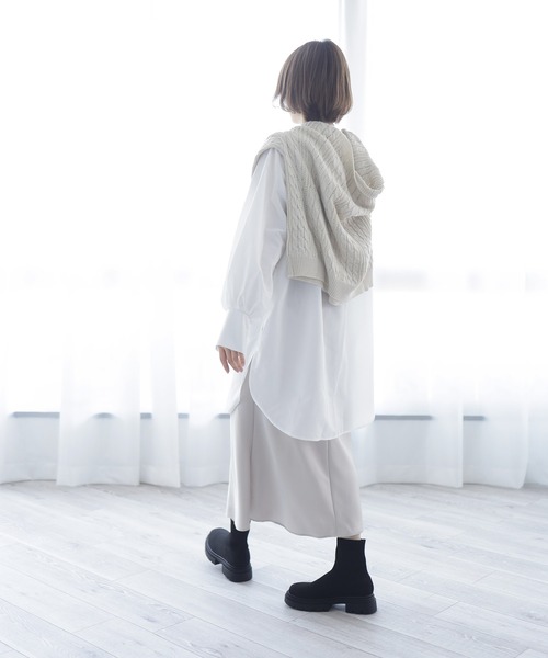SESTO（セスト）の「厚底タンクソールのソックススニーカーブーツ（ブーツ・レディース・ブラック・S/M/L/LL/3L）」の5枚目の写真