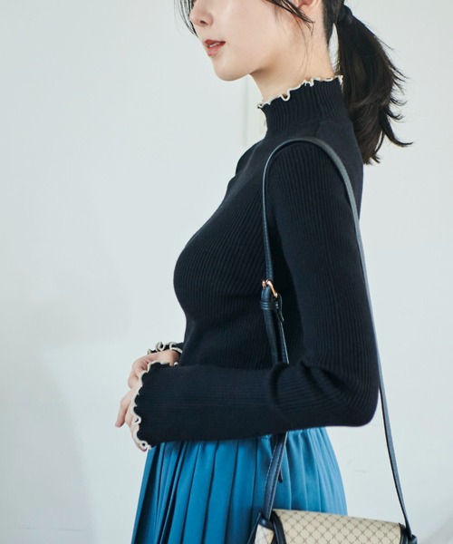 FREE'S MART(フリーズマート)の「配色メローリブハイネックニット(ニット/セーター・レディース・ブラック/ブルー/ピンク/ホワイト・FREE)」の18枚目の写真