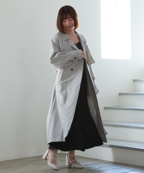 archives（アルシーヴ）の「ダブルフラップトレンチコート（トレンチコート・レディース・グレー/ミント/グレイッシュベージュ/ベージュ/アイボリー・MEDIUM）」の10枚目の写真