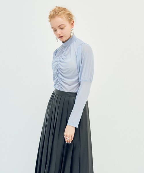 Solace（ソレイス）の「センターギャザーシアートップス（シャツ/ブラウス・レディース・ライトブルー/ブラック/ナチュラル・FREE）」の4枚目の写真