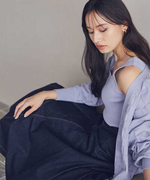 NATURAL BEAUTY BASIC(ナチュラルビューティーベーシック)の「フロントボタンフレアデニムスカート(デニムスカート・レディース・ネイビー・SMALL/MEDIUM)」の12枚目の写真