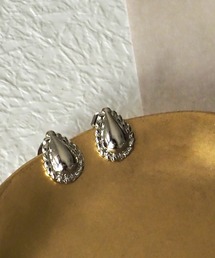 デザインピアス