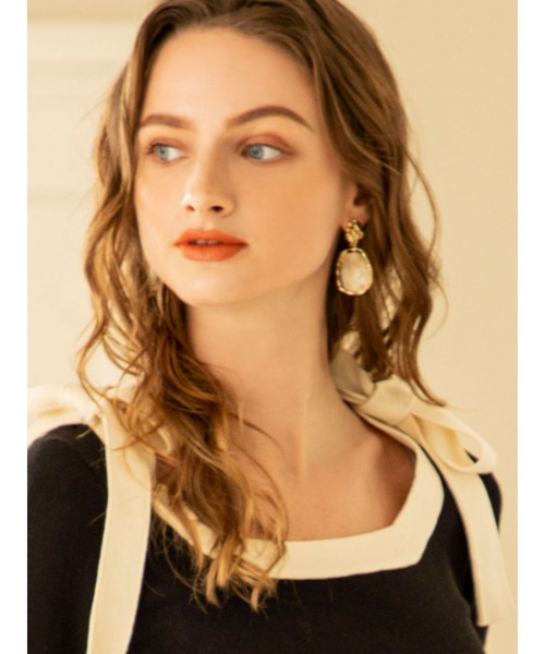 DURAS（デュラス）の「マーブルドロップピアス（ピアス（両耳用）・レディース・アイボリー/ブラウン・FREE）」の5枚目の写真