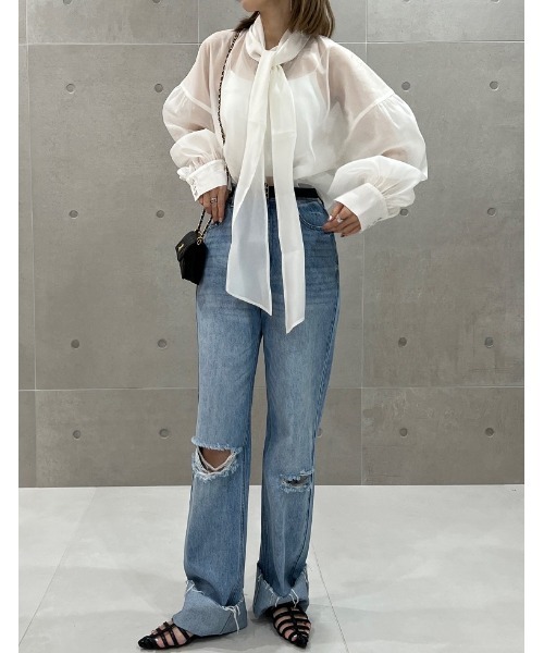 Re:EDIT（リエディ）の「[神山まりあさん着用][低身長サイズ有]コットンロールアップデニムパンツ（デニムパンツ・レディース・ネイビー/ブルー系/ホワイト系/ブルー/ホワイト/ネイビー系・LARGE/MEDIUM/SHORT）」の18枚目の写真