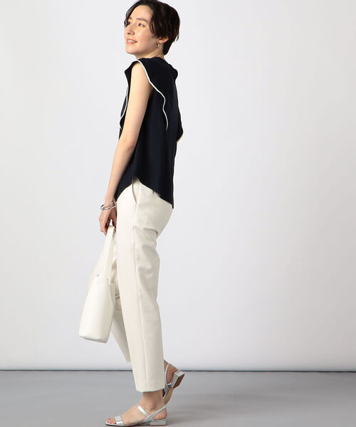 NOLLEY’S（ノーリーズ）の「ウォッシャブルハイウエスト美脚パンツ（その他パンツ・レディース・ブルー/オフホワイト/ネイビー・34/36/38）」の15枚目の写真