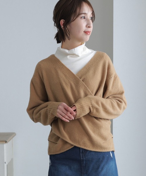ElegChic(エレグシック)の「カシュクールショート丈セーター(ニット/セーター・レディース・バーガンディー/ベージュ/ブラック/グレー・XL/M/4L)」の3枚目の写真
