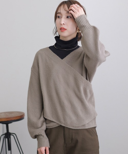 ElegChic(エレグシック)の「カシュクールショート丈セーター(ニット/セーター・レディース・バーガンディー/ベージュ/ブラック/グレー・XL/M/4L)」の5枚目の写真