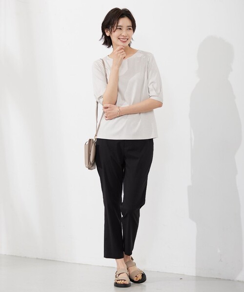 J.PRESS Ladies(J.プレス レディス)の「コットンリブ タックスリーブ カットソー(Tシャツ/カットソー・レディース・ライトグレー系/ホワイト系/ブラウン系/ネイビー系・SMALL)」の11枚目の写真