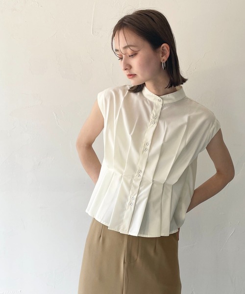 CLEIO(クレイオ)の「【CLEIO】タックブラウス(シャツ/ブラウス・レディース・アイボリー/モカ/イエロー・FREE)」の2枚目の写真