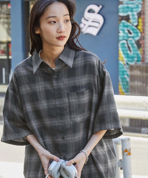 【オンブレチェック】X-LARGEスリーブ刺繍ロゴ古着ブラック長袖ストリート. オンブレチェック】X-LARGEスリーブ刺繍ロゴ古着ブラック長袖