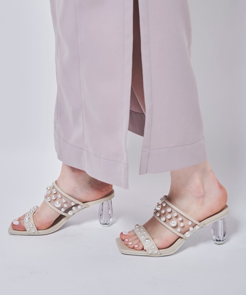 31 Sons de mode（トランテアン　ソン　ドゥ　モード）の「クリアパールサンダル（サンダル・レディース・ブラック/クリーム・L/S/M）」の8枚目の写真