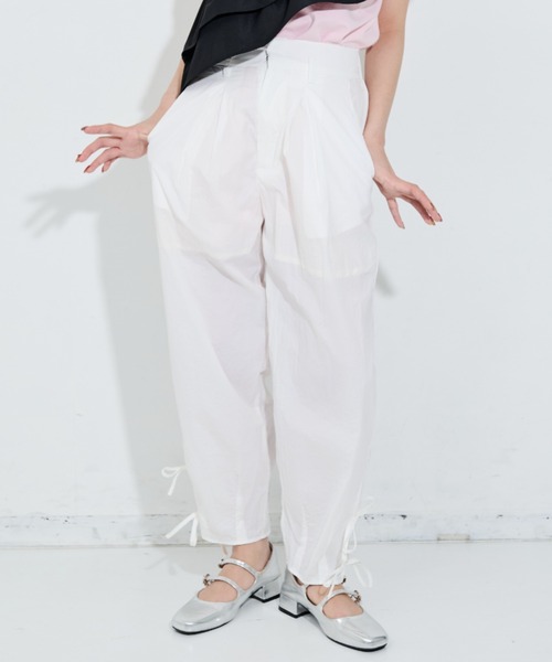 MERLOT(メルロー)の「サイドリボンナイロンパンツ(その他パンツ・レディース・ホワイト/ブラック・SMALL/FREE)」の22枚目の写真