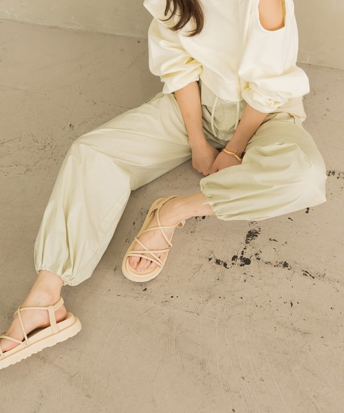 DAY CLOSET（デイ クローゼット）の「レディース ラフシルエットバルーンカーゴパンツ（カーゴパンツ・レディース・ピンク/アイボリー・S/M/L）」の7枚目の写真