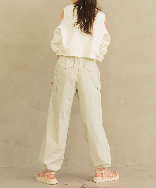 DAY CLOSET（デイ クローゼット）の「レディース ラフシルエットバルーンカーゴパンツ（カーゴパンツ・レディース・ピンク/アイボリー・S/M/L）」の11枚目の写真