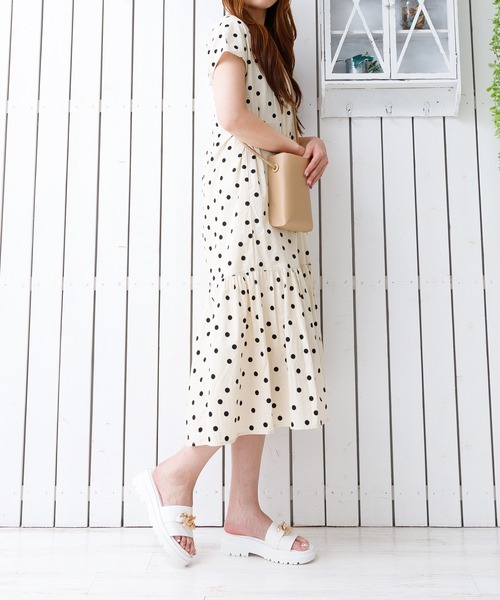 attagirl(アタガール)の「厚底チェーンモチーフミュールサンダル(サンダル・レディース・ホワイト/ブラック/オレンジ・LL/S/M/L)」の18枚目の写真