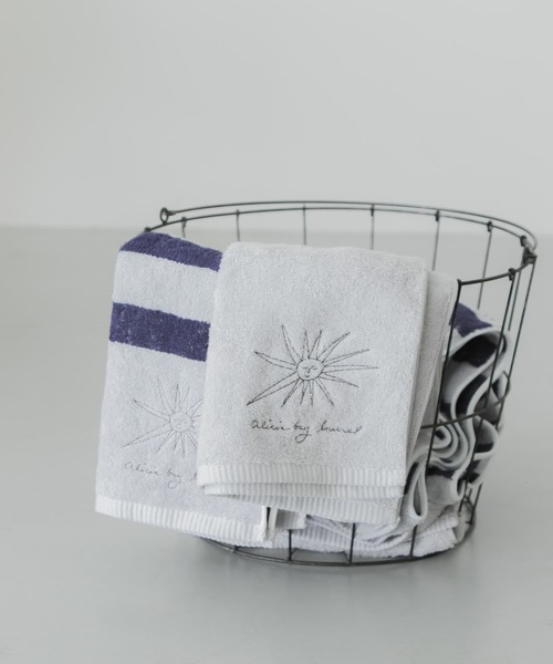 URBAN RESEARCH DOORS（アーバンリサーチドアーズ）の「DOORS LIVING PRODUCTS　Face Towel gray（タオル・レディース・ライトグレー・-）」の9枚目の写真