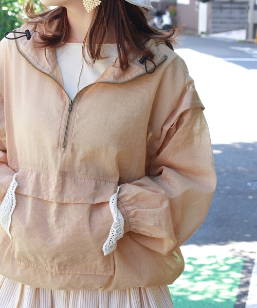 Crisp（クリスプ）の「2wayシアーアノラックフーディー（シャツ/ブラウス・レディース・ライトグレー/ベージュ・FREE）」の17枚目の写真