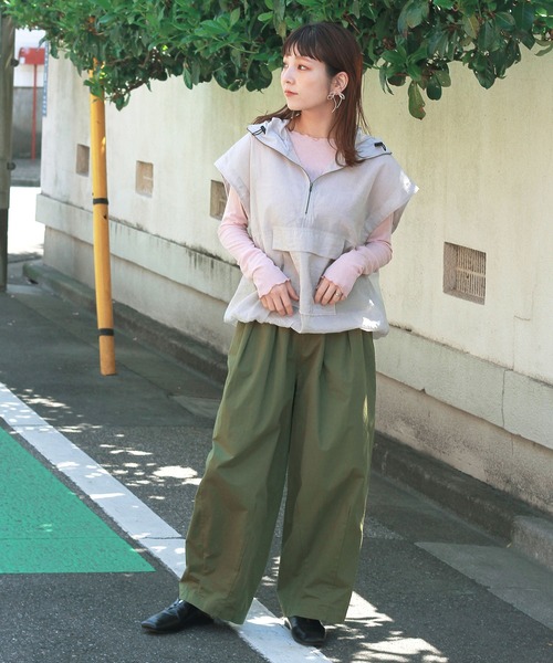 Crisp（クリスプ）の「2wayシアーアノラックフーディー（シャツ/ブラウス・レディース・ライトグレー/ベージュ・FREE）」の10枚目の写真