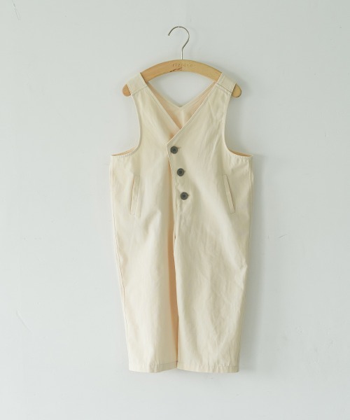 riziere（リジェール）の「配色ボタンのアシンメトリーサロペット（つなぎ/オールインワン・キッズ・カーキ/マスタード/アイボリー/モカ・120/90/110/100/130）」の6枚目の写真