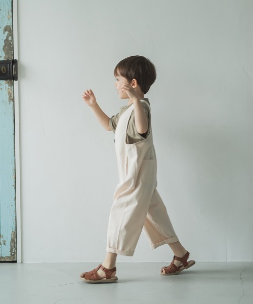 riziere（リジェール）の「配色ボタンのアシンメトリーサロペット（つなぎ/オールインワン・キッズ・カーキ/マスタード/アイボリー/モカ・120/90/110/100/130）」の17枚目の写真