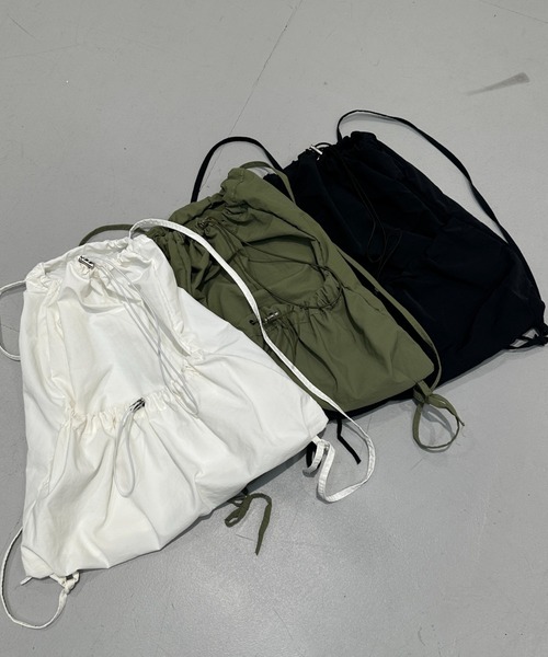 kutir（クティール）の「kutirlune／ドロストバックパック ナップザック（バックパック/リュック・レディース・ホワイト/ブラック/カーキ・FREE）」の14枚目の写真