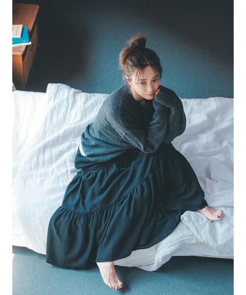 Samansa Mos2 blue（サマンサモスモスブルー）の「【Rina×blue】ティアードスカート（スカート・レディース・オフホワイト/ブラック/グレー・L/M）」の2枚目の写真