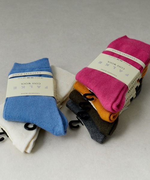 FALKE（ファルケ）の「[FALKE/ファルケ] COSY WOOL カシミヤ混ショートソックス（ソックス/靴下・レディース・ブルー/マスタード/オリーブ/グレー/オフホワイト/ピンク・22-24cm）」の9枚目の写真