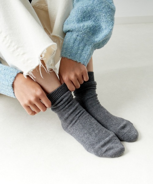FALKE（ファルケ）の「[FALKE/ファルケ] COSY WOOL カシミヤ混ショートソックス（ソックス/靴下・レディース・ブルー/マスタード/オリーブ/グレー/オフホワイト/ピンク・22-24cm）」の13枚目の写真