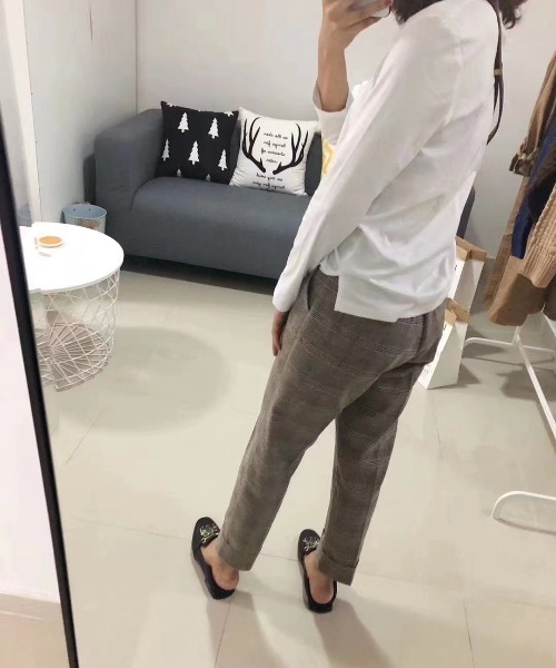 almo(アルモ)の「VネックロングTシャツ【YC】(Tシャツ/カットソー・レディース・ホワイト・SMALL/MEDIUM)」の2枚目の写真