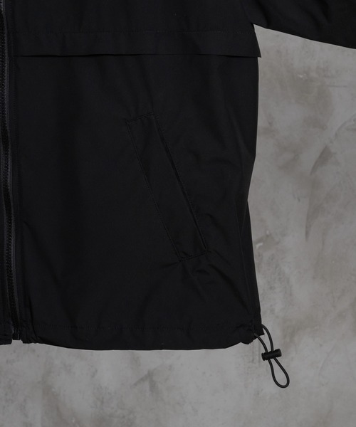 adree(アドリー)の「double line logo sleeve blouson/ダブルロゴスリーブブルゾン(ナイロンジャケット・レディース・ブラック/ホワイト・FREE)」の9枚目の写真